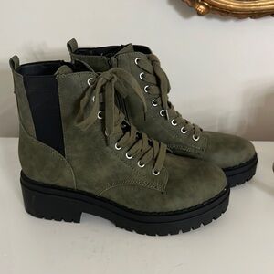 Hunter green boots